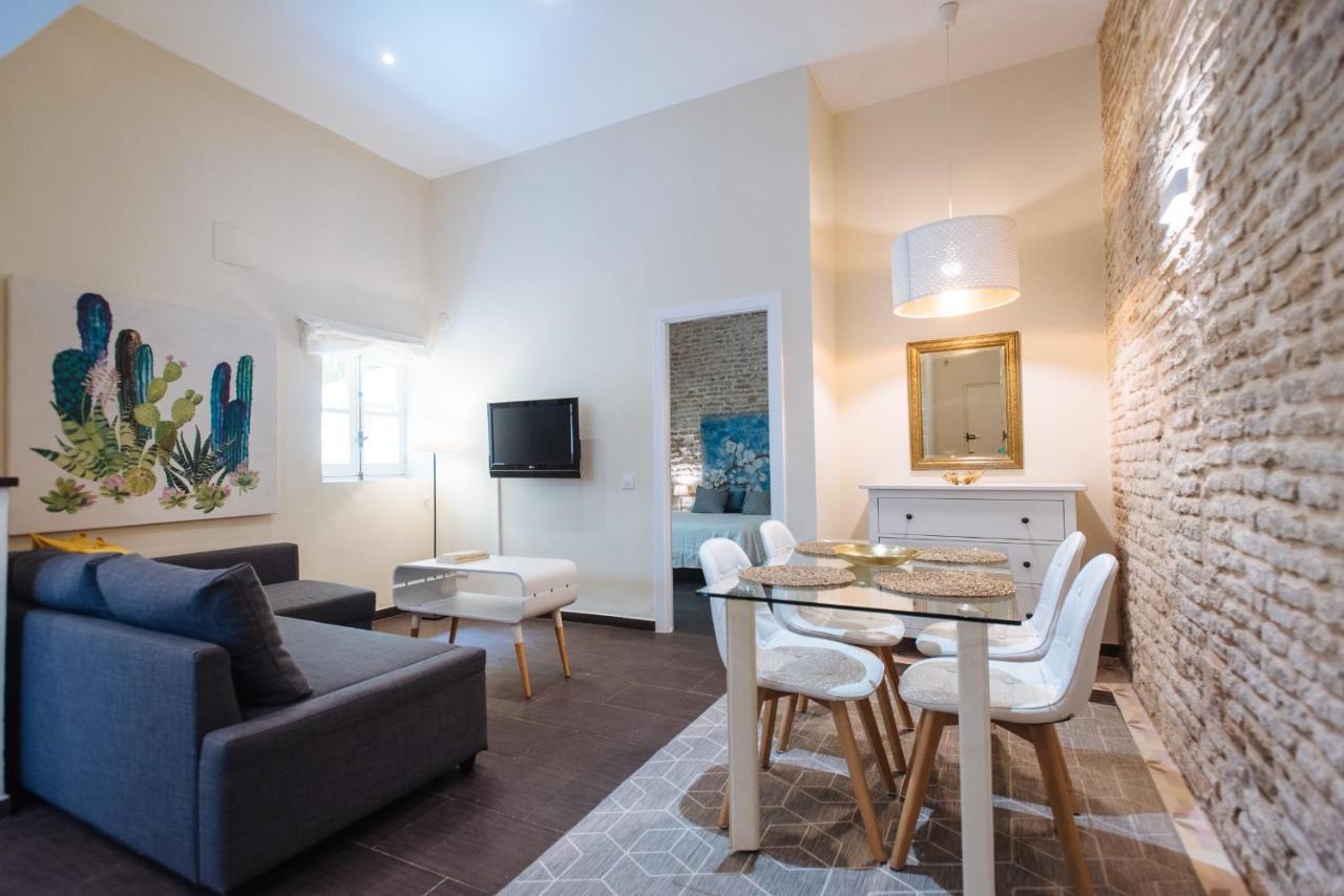 Cozy Apartment In House-Palace With Private Patio Sevilla Eksteriør bilde